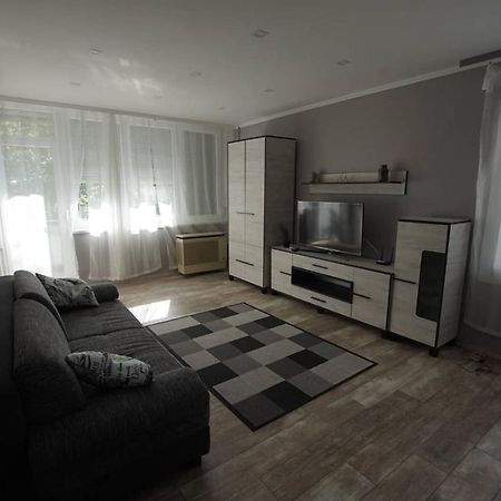 Апартаменти Kis Becsi Apartman Сегед Екстер'єр фото