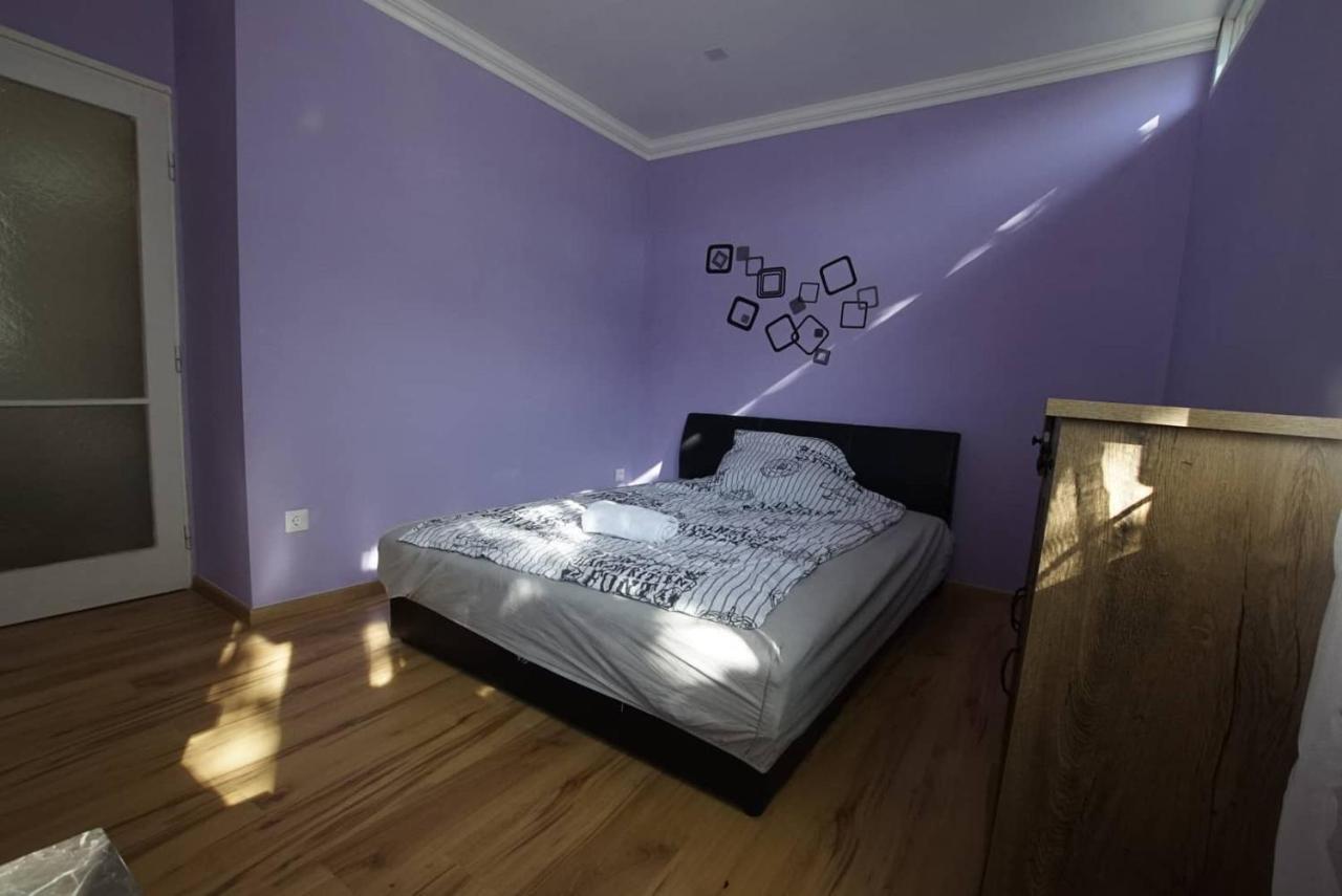 Апартаменти Kis Becsi Apartman Сегед Екстер'єр фото