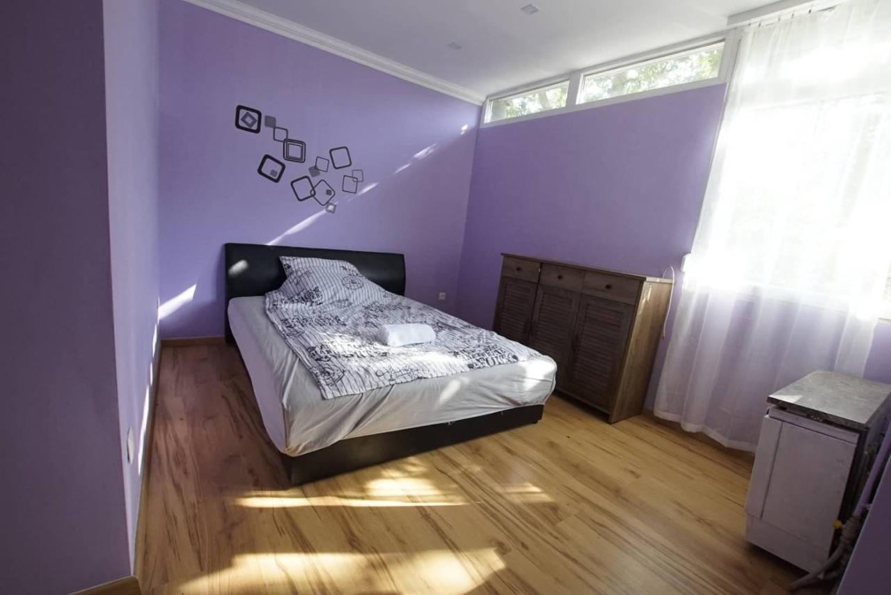 Апартаменти Kis Becsi Apartman Сегед Екстер'єр фото