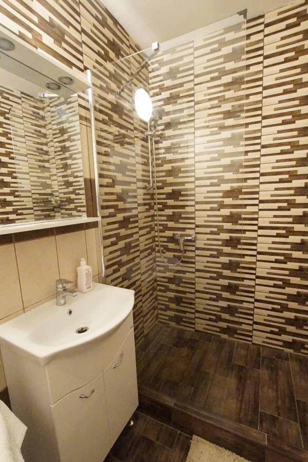 Апартаменти Kis Becsi Apartman Сегед Екстер'єр фото